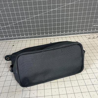 Zero Halliburton Toiletries Bag