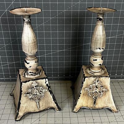 1 Pair Decorative Candle Holders 