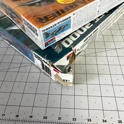 2 Airplane Models New in the Box 