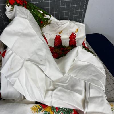 Christmas Linens, Vintage