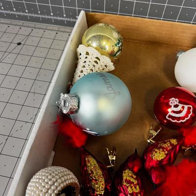 Tray of Christmas Bulbs and Such. 