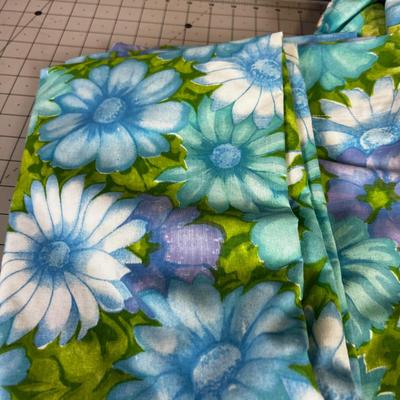 VINTAGE 1970's Twin Sheets 