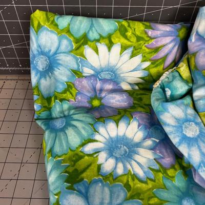 VINTAGE 1970's Twin Sheets 