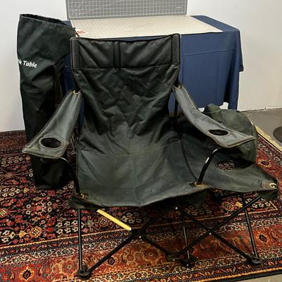 2 Camp Chairs