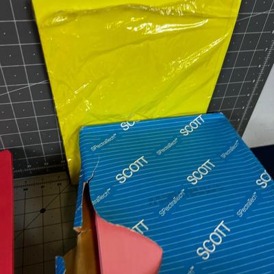 Paper and File Folders 