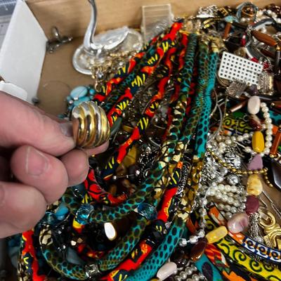 Tray of Costume Jewelry 