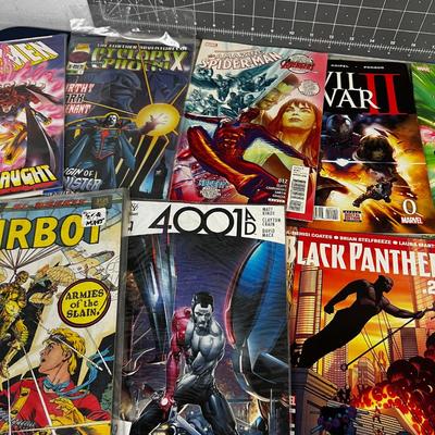 Mixed lot of COMICS