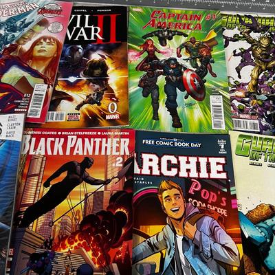 Mixed lot of COMICS