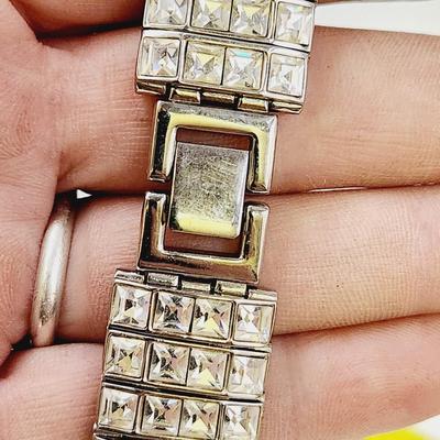 ALTO SILVERTONED RHINESTONE WOMENS CLASP WATCH
