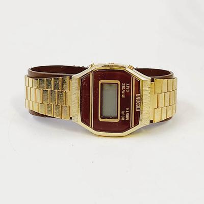 VINTAGE DIGITAL MEDANA GOLD TONED MENS BRACELET