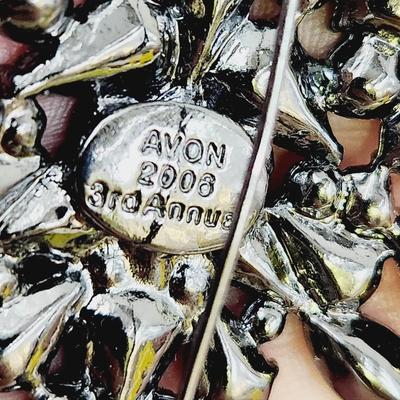 VINTAGE AVON 2006 AVON RHINESTONE CHRISTMAS TREE 3RD ANNUAL PIN BROOCH