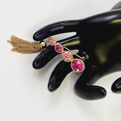 SARAH COVENTRY SASSY GOLD TONED PINK RHINESTONE TASSLED BROOCH