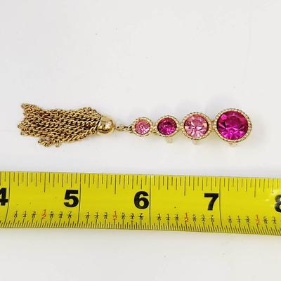 SARAH COVENTRY SASSY GOLD TONED PINK RHINESTONE TASSLED BROOCH