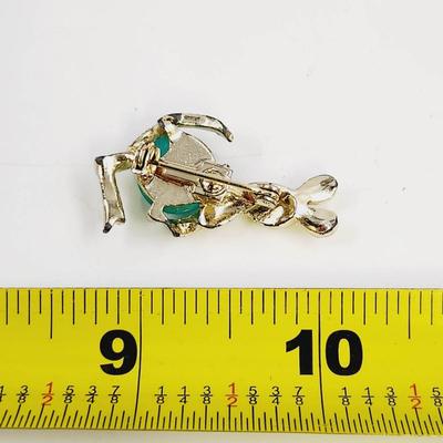 VINTAGE GOLD TONED KANGAROO PIN