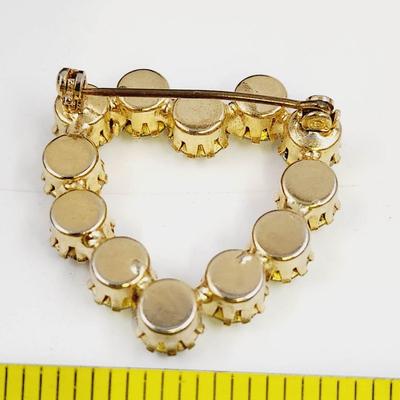 VINTAGE RHINESTONE GOLD TONED OPEN HEART BROOCH