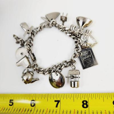 STAINLESS STEEL CHAIN / CHARM DANGLE BRACELET