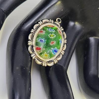 SILVER TONED GLASS PENDANT