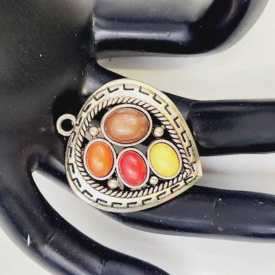 SILVERTONED MULTI TONED STONE PENDANT