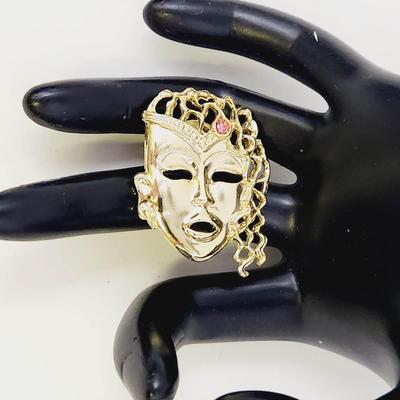 MASQUERADE WOMAN GOLD TONED PIN