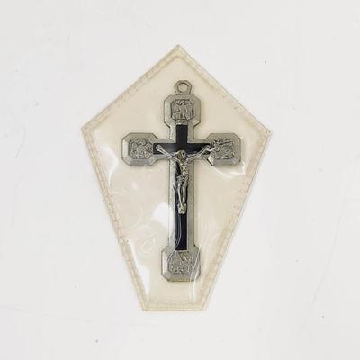MEDIEVAL CRUCIFIX W/ STATIONS OF THE CROSS SILVER TONED UNOPENED