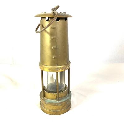 1342 Vintage Weems & Plath Brass Yacht Lamp Annapolis, MD. # 06111
