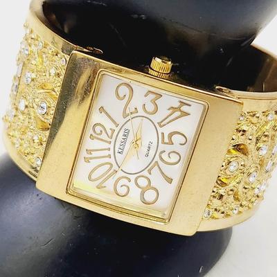 KESSARIS QUARTZ GOLD TONED & CRYSTAL INLAID HINGED WATCH