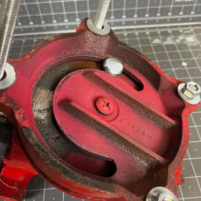 Wilton 5" Bench Vice 