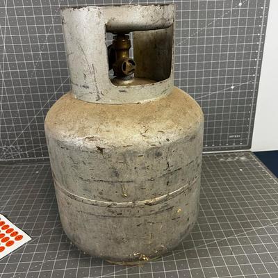 3/4 Full Propane Tank OLD STYLE VALVE