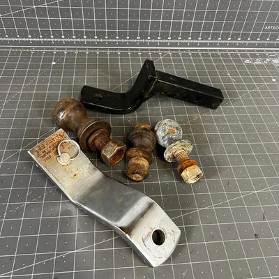 Hitch Balls and Mounts 