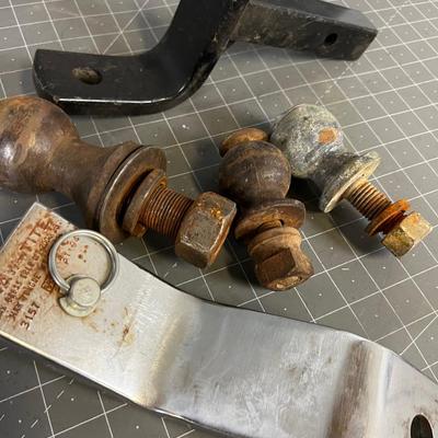 Hitch Balls and Mounts 