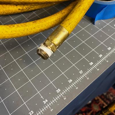 (3) 25' AIR HOSE 