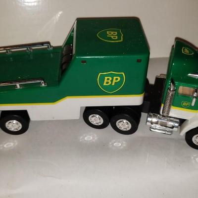 4 Hess BP vehicles,  very good condition