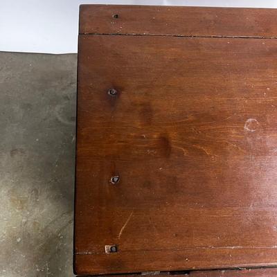 1334 Antique Drop Leaf Table