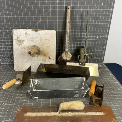 Dry Wall Mudding Tools