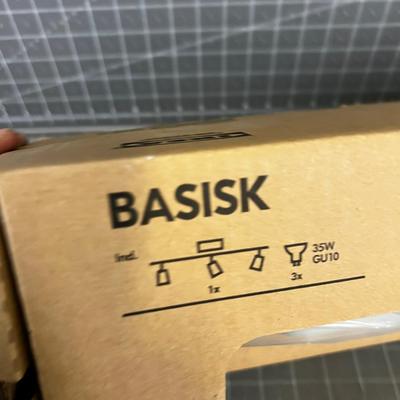 NEW Bathroom Vanity Light Fixture 