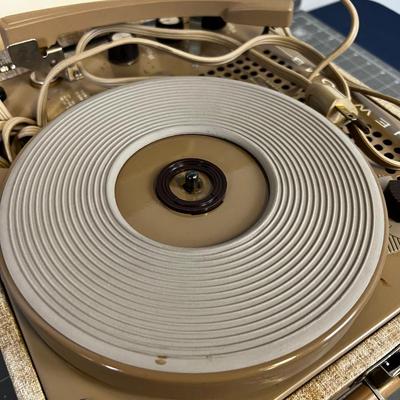 NEWCOME Record Player 