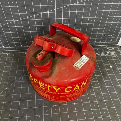 1 Gallon Metal Gas Can 