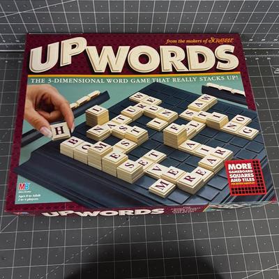 2 Games: Upwards and Crosswords