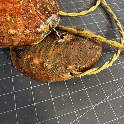 Vintage Abalone Shell Carved Lamp