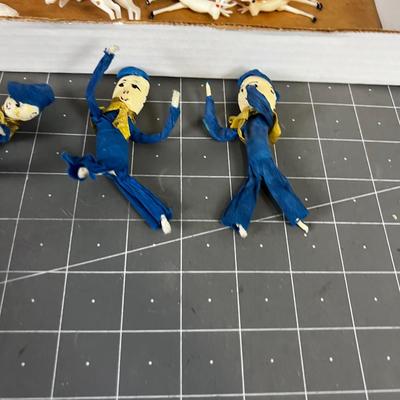 Vintage 1940's & 50's Christmas Village Accessories.