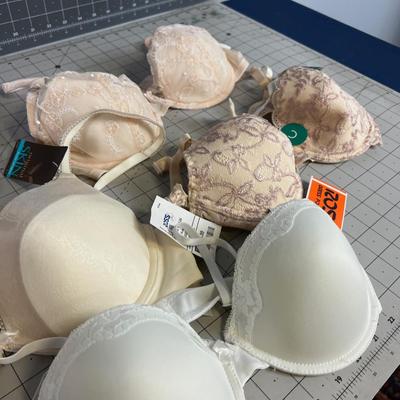 New Women's BRAS, Beige 