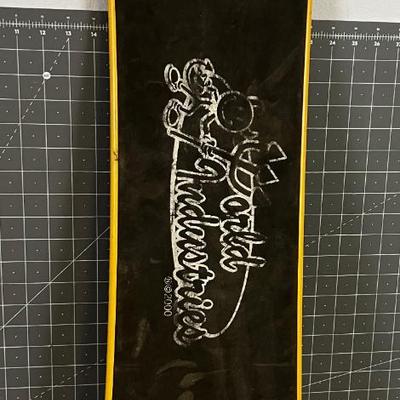 VINTAGE World Industry Snow Skate 