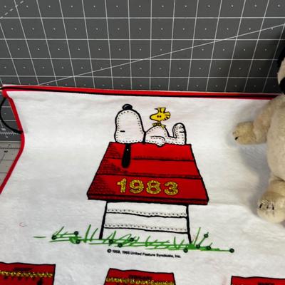 SNOOPY Calendar and Stuffy