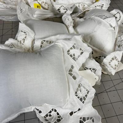 8 Little Cut Out Lace Pillows (Doll Size) 