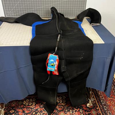 Scuba Wet Suite XXL Henderson Aquatic 