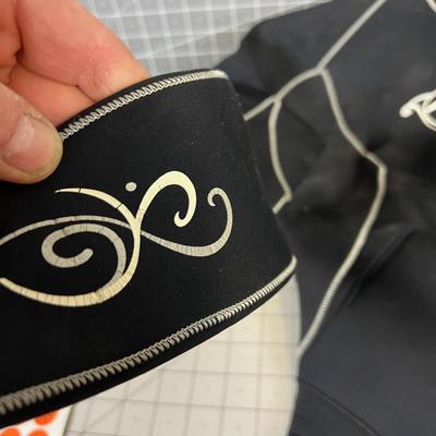 Women's Size 8 Aqua Lung Wet Suite 