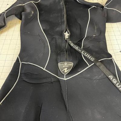 Women's Size 8 Aqua Lung Wet Suite 