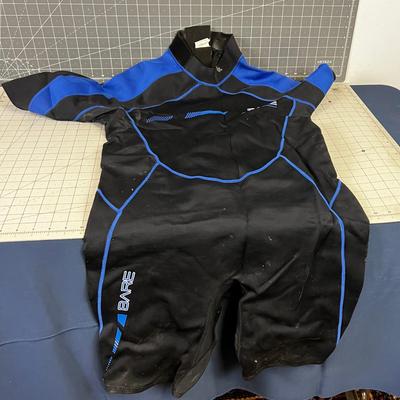 Bare 2XL Wet Suite 