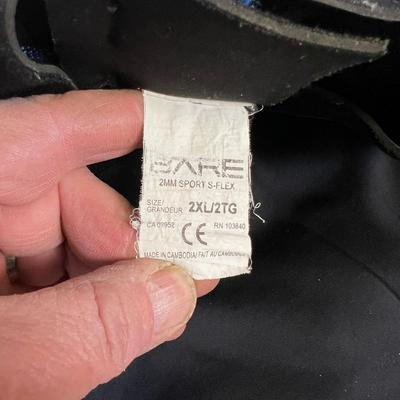 Bare 2XL Wet Suite 