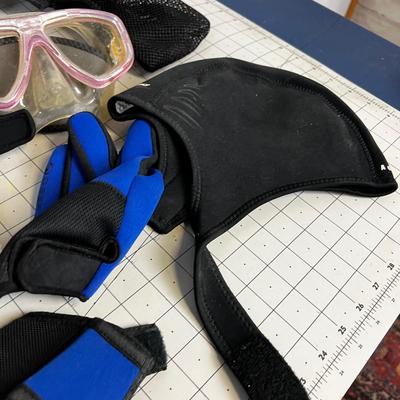 Mask, Gloves, Hood all for Scuba